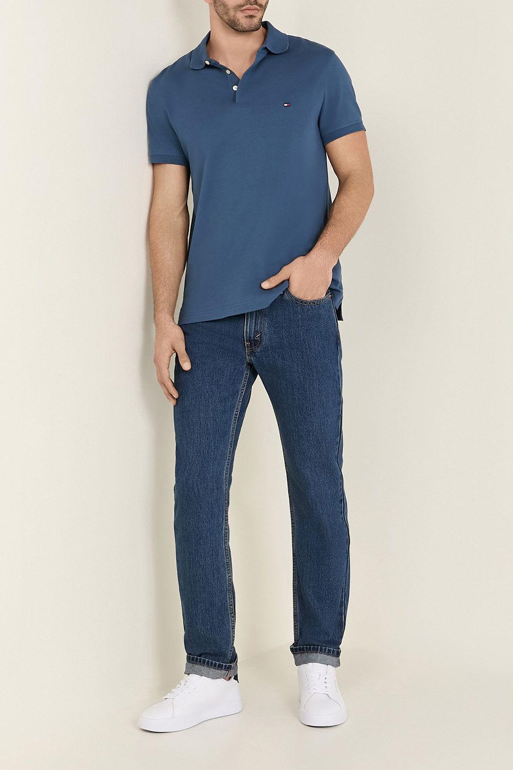 חולצת פולו קצרה